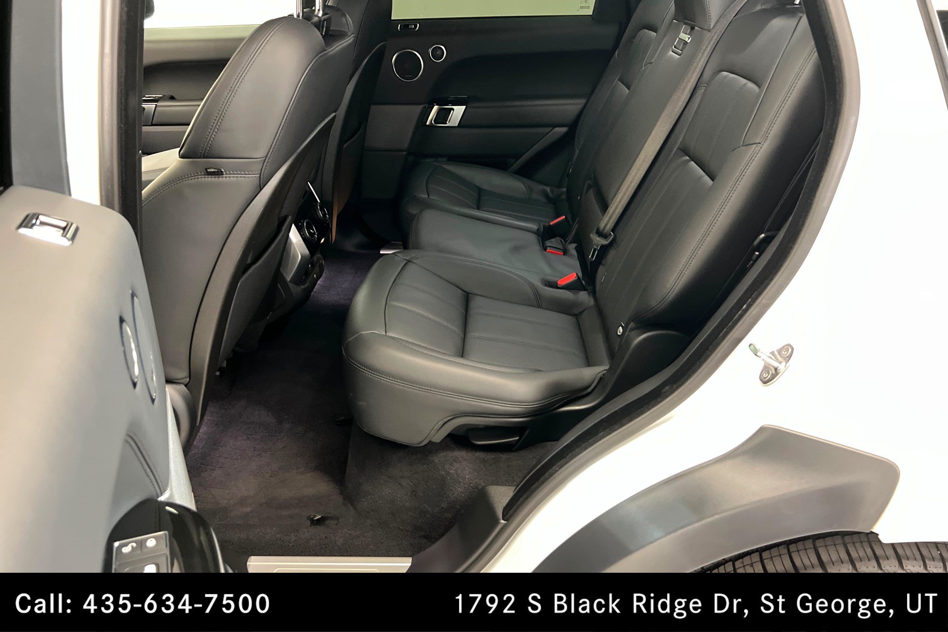 Used 2019 Land Rover Range Rover Sport Supercharged AWD/4WD image 21