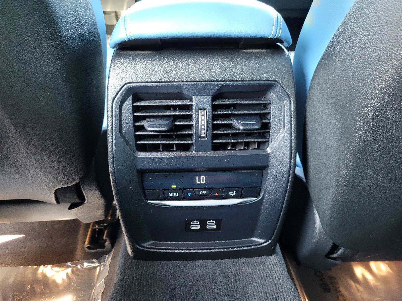 Used 2022 BMW M3 Competition w/ Executive Package AWD/4WD image 17