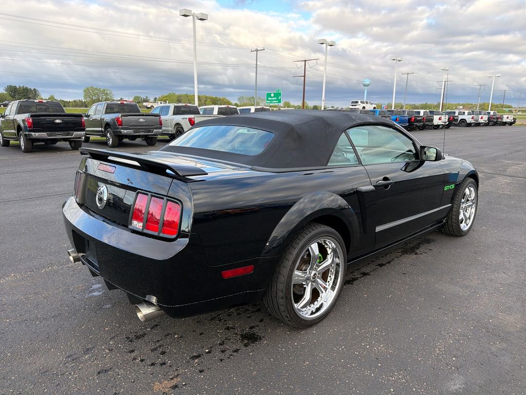 Used 2008 Ford Mustang GT RWD image 5