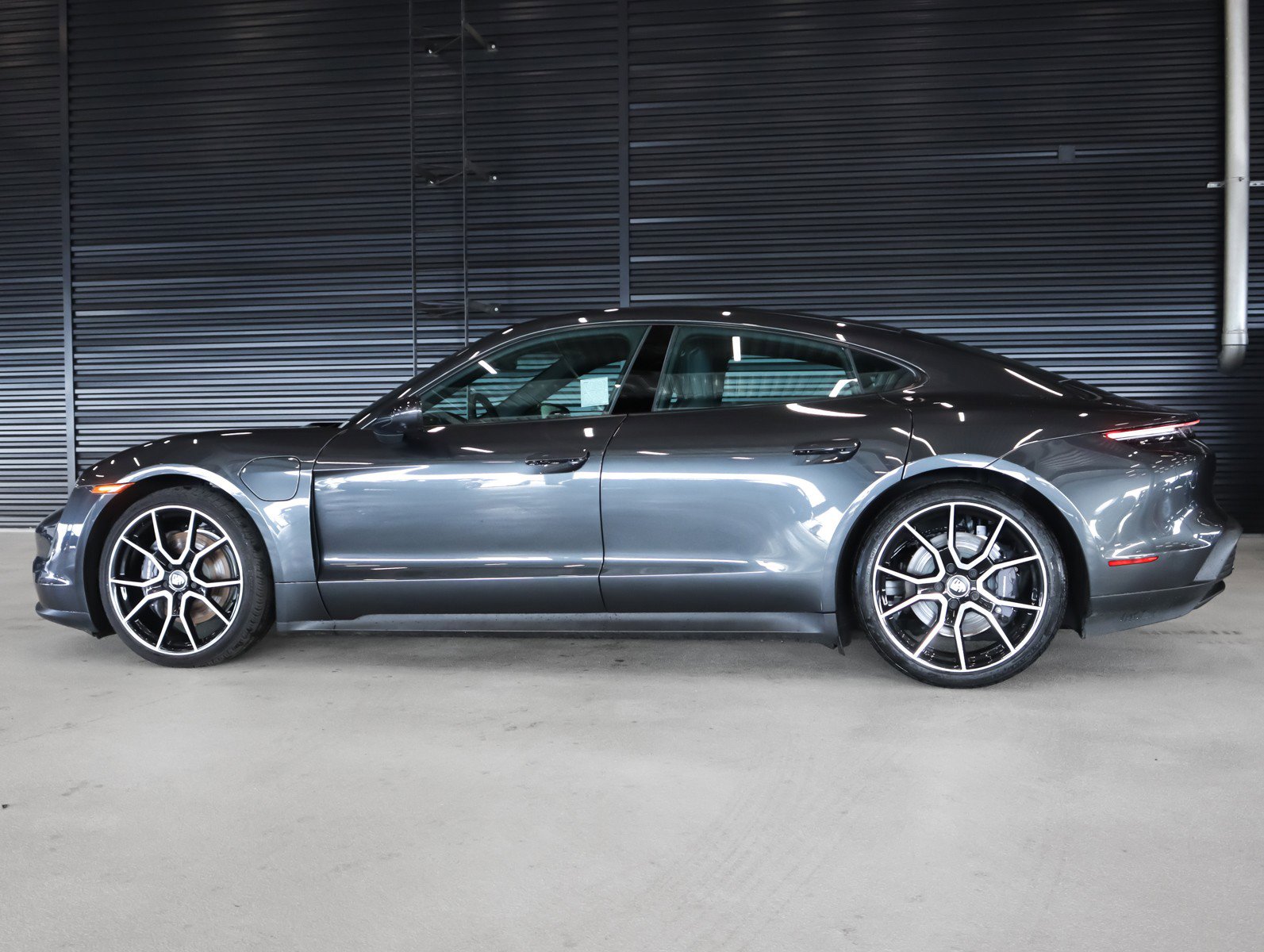 Certified 2024 Porsche Taycan image 2