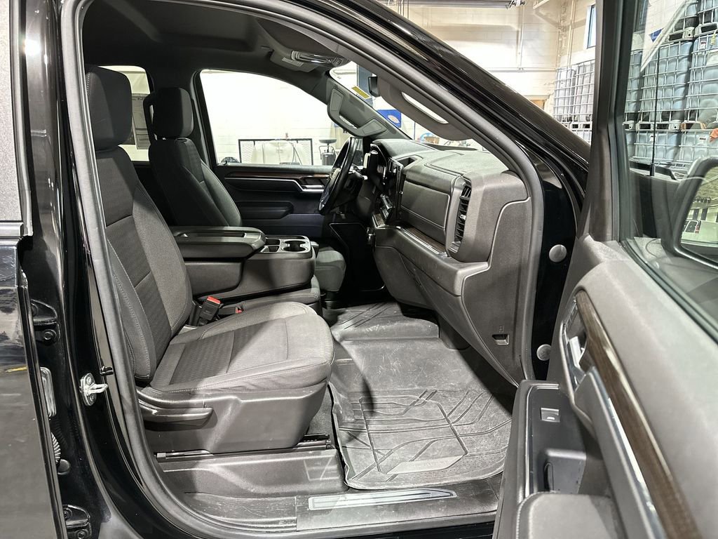 Used 2023 Chevrolet Silverado 1500 LT w/ Protection Package image 24