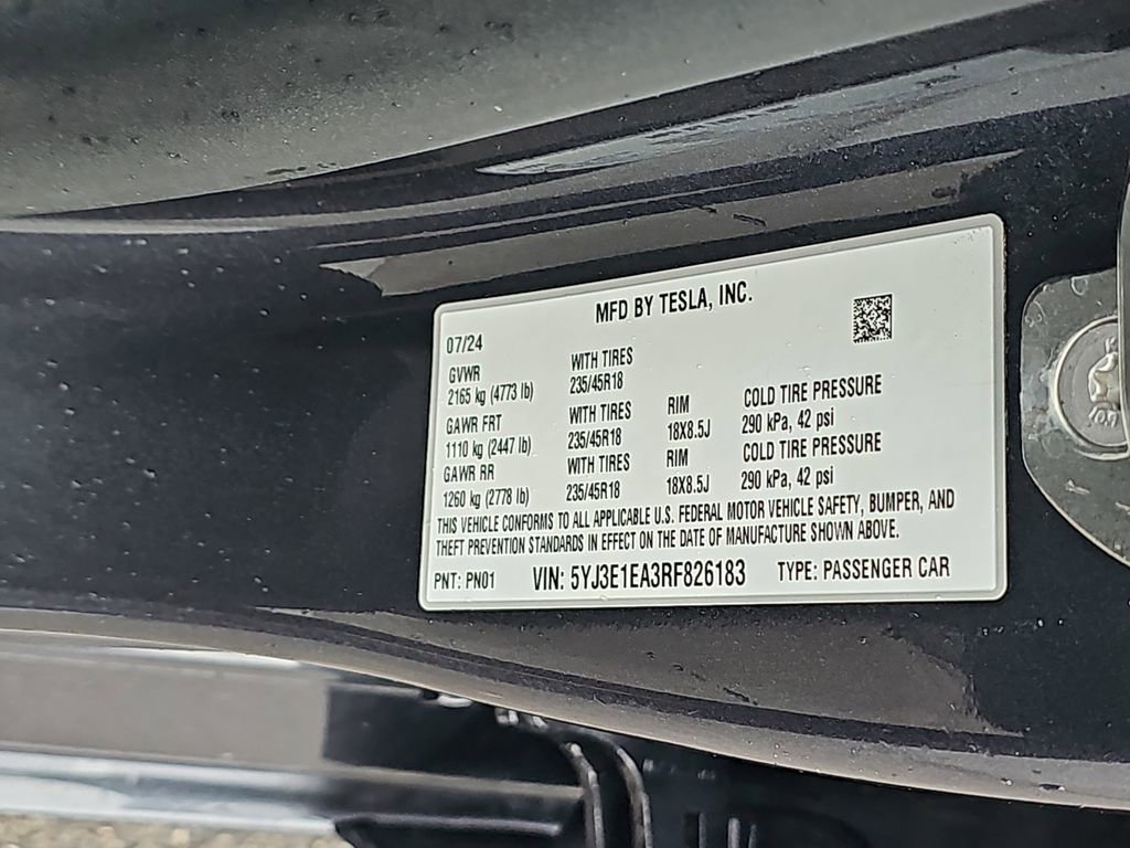 Used 2024 Tesla Model 3 Standard Range image 37