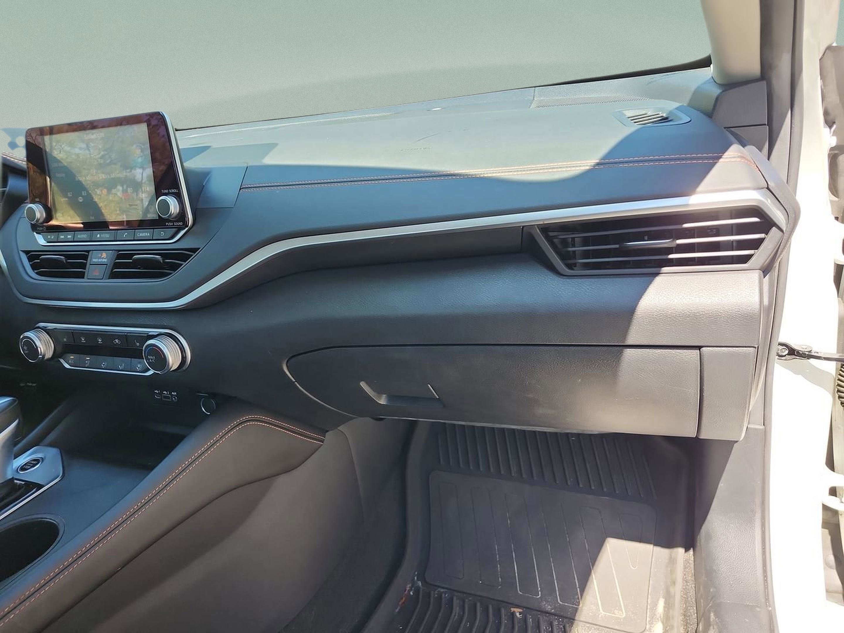 Used 2022 Nissan Altima 2.5 SR w/ Midnight Edition Package image 19