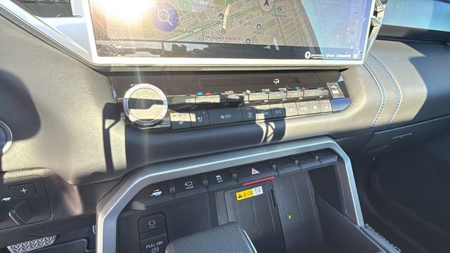 Used 2024 Toyota Tundra Platinum image 14