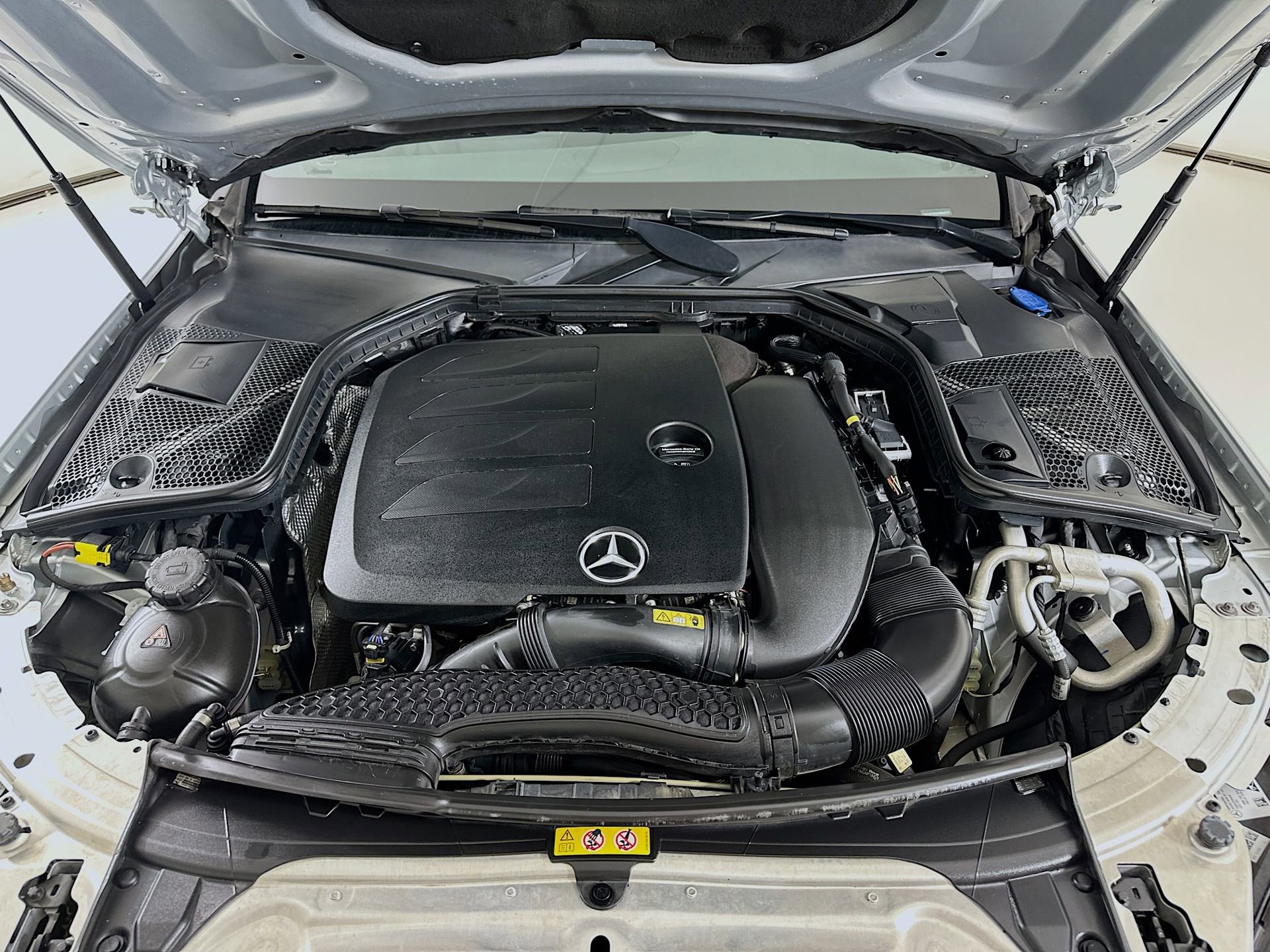 Used 2021 Mercedes-Benz C 300 Sedan image 32