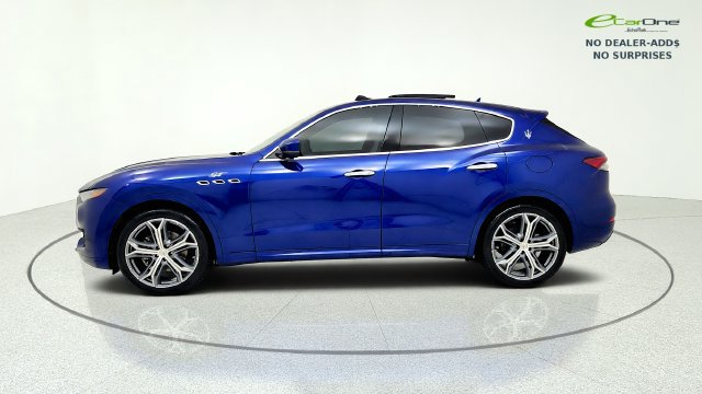 Used 2023 Maserati Levante GT AWD/4WD image 5