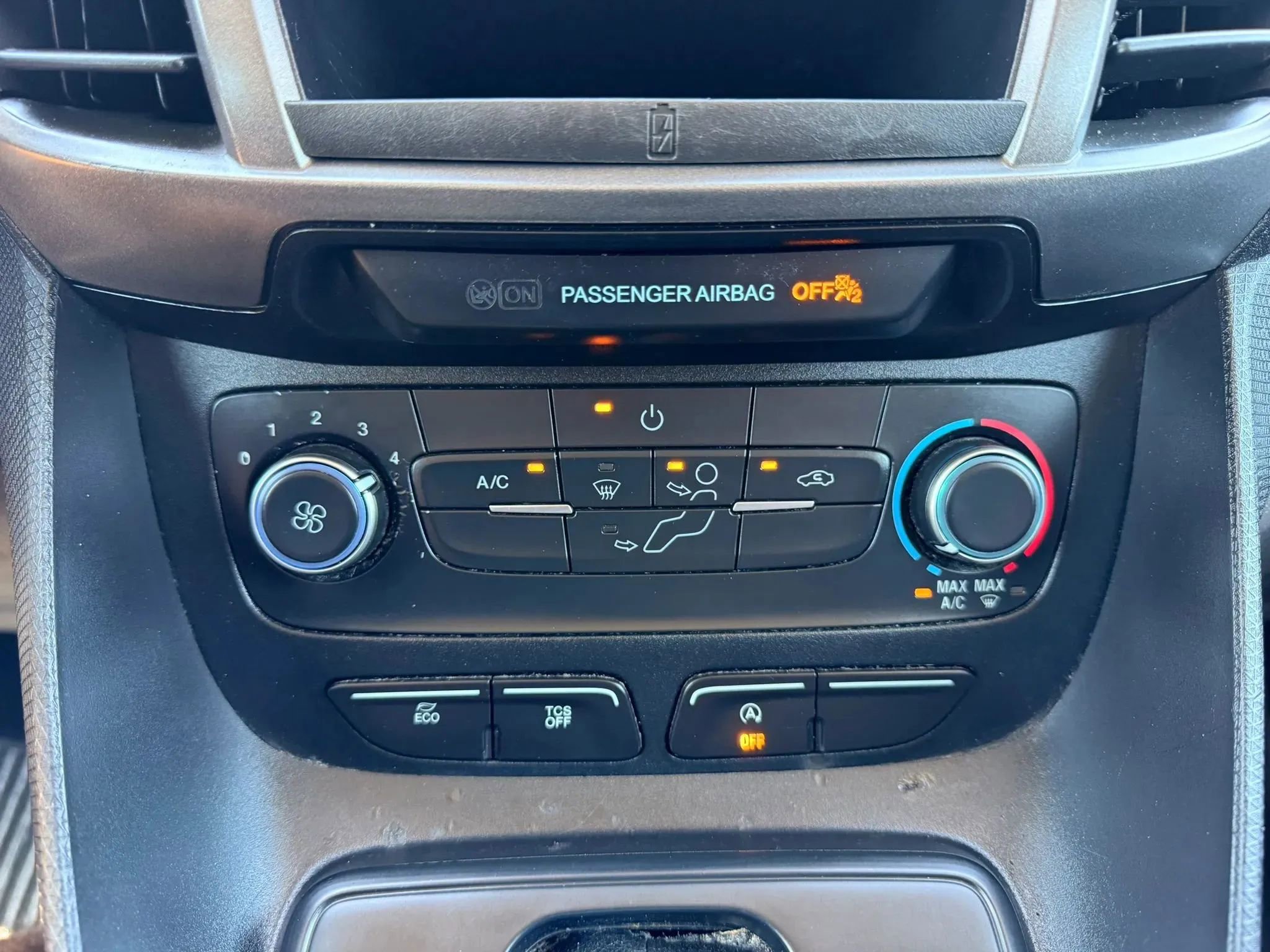 Used 2020 Ford Transit Connect XL FWD image 18
