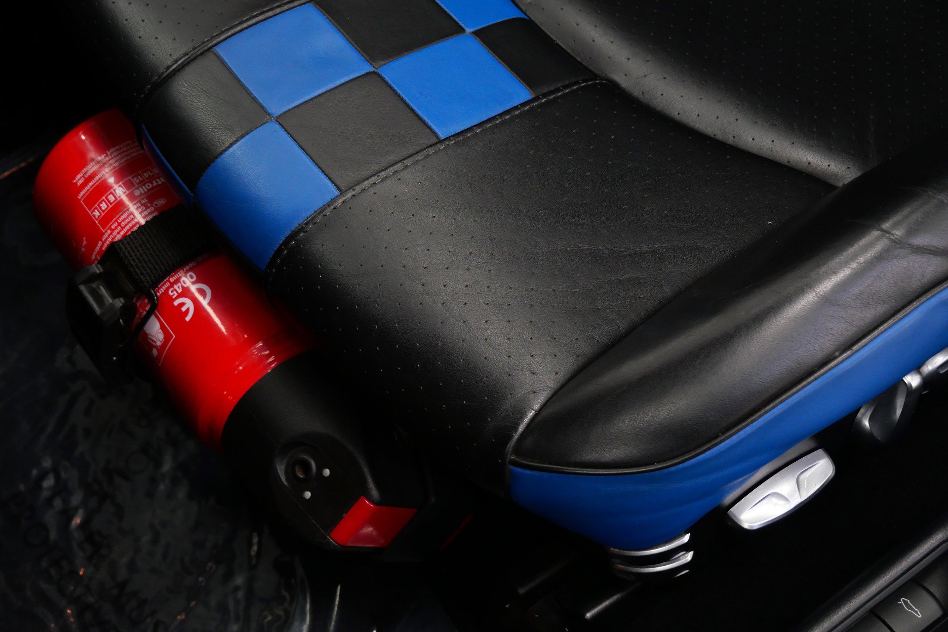 Used 2011 Porsche 911 Speedster image 39