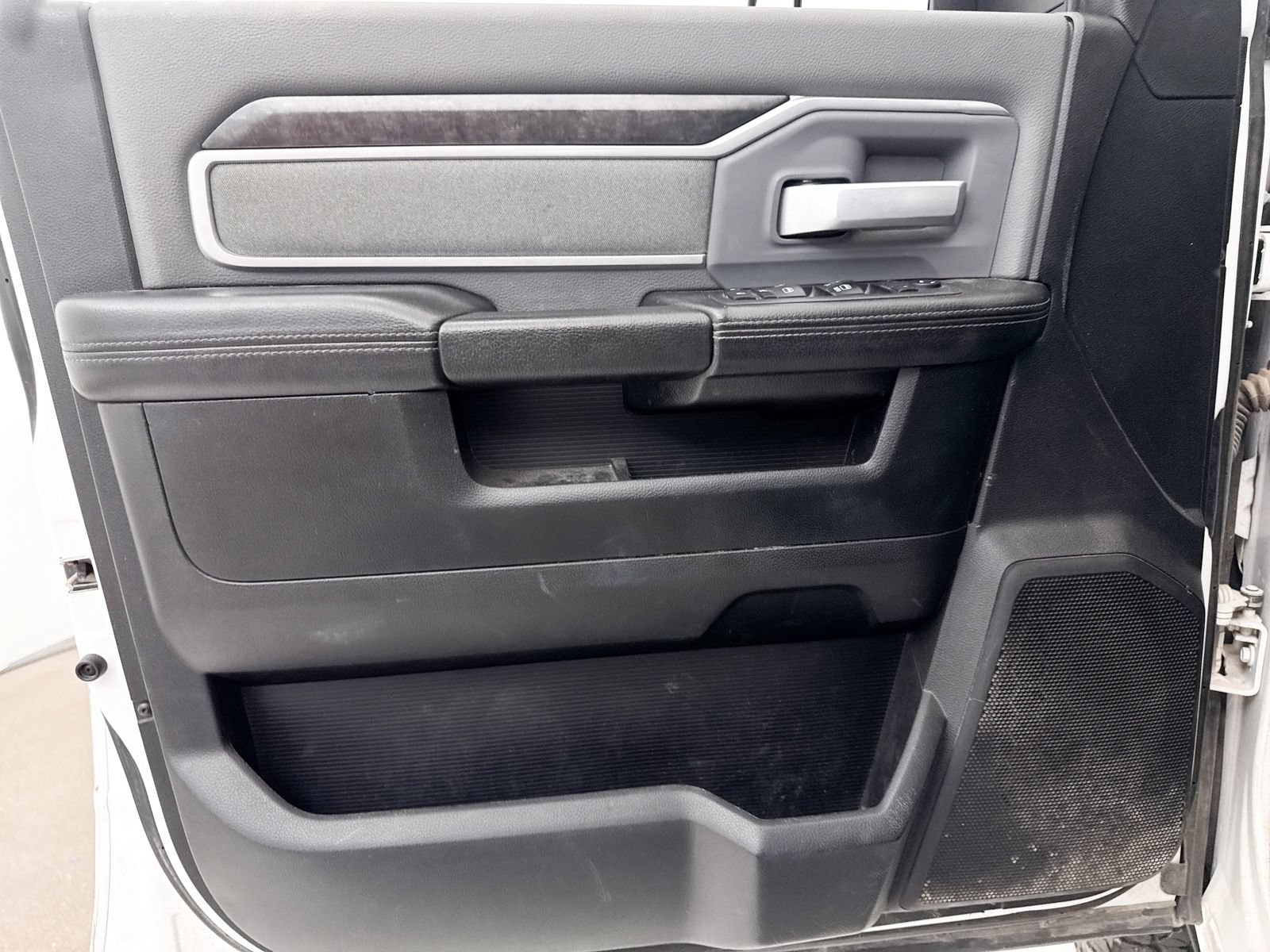 Used 2020 RAM 2500 Big Horn AWD/4WD image 23