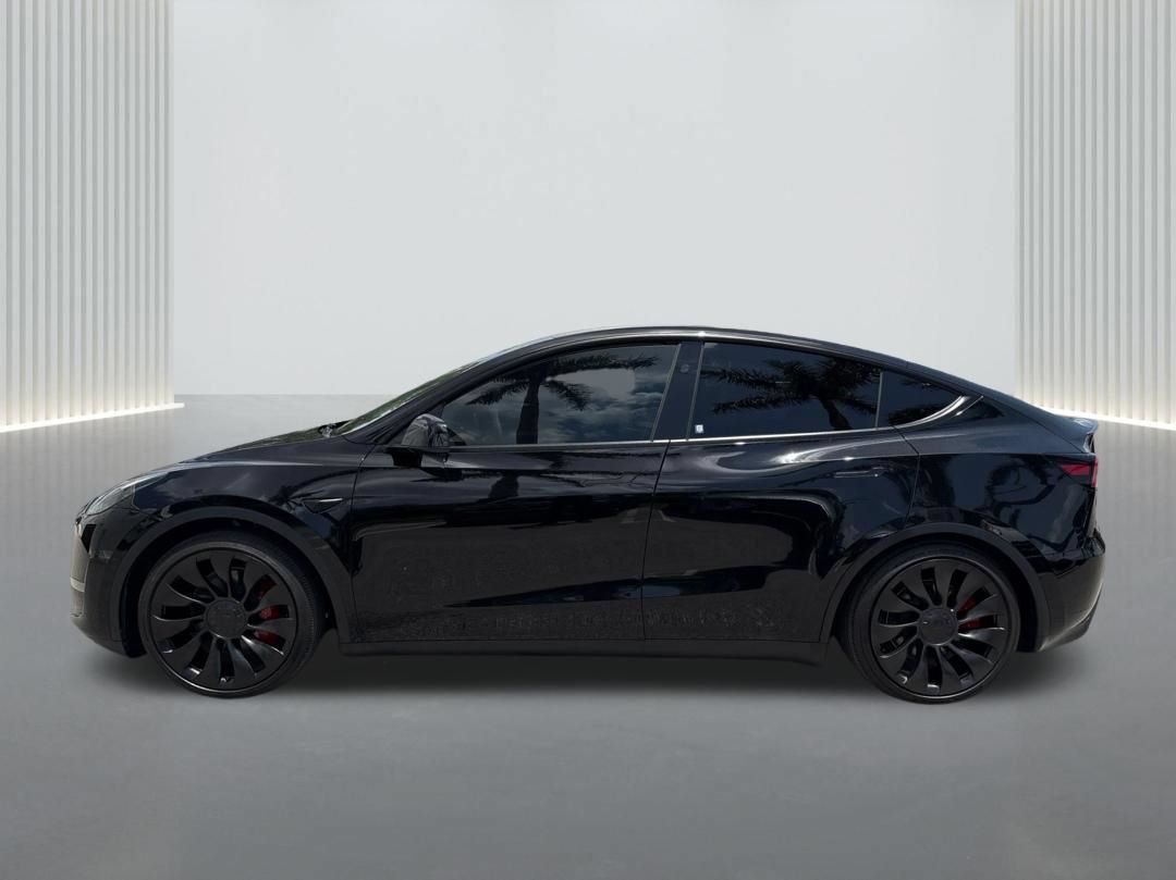Used 2025 Tesla Model Y Performance AWD/4WD image 8