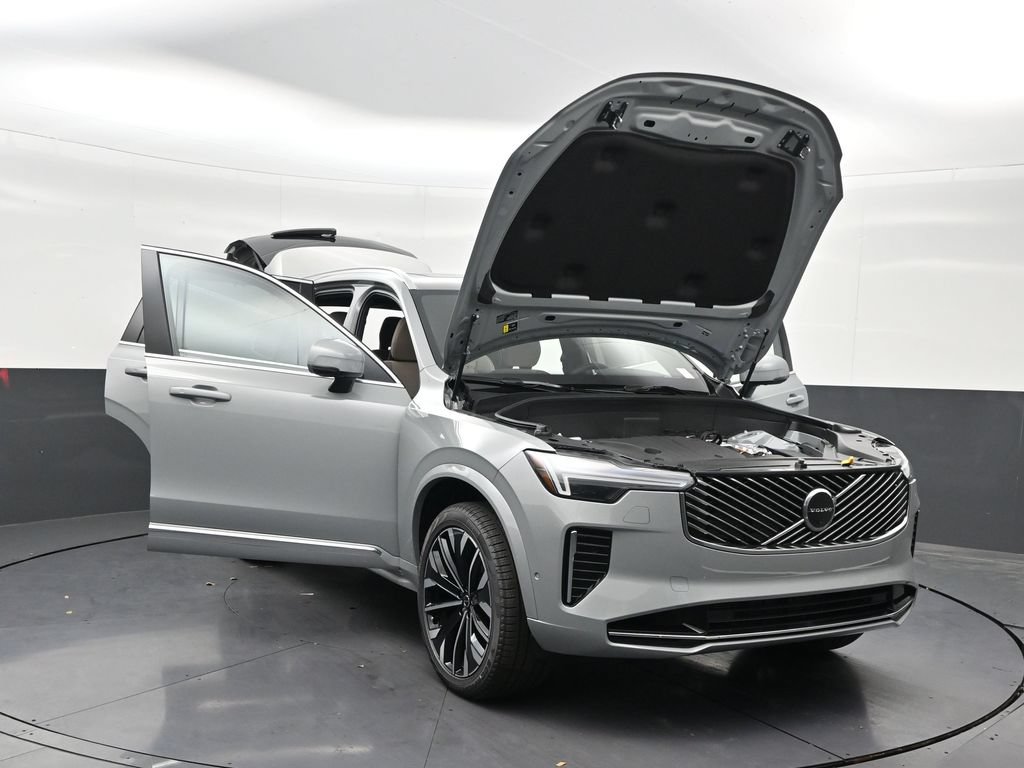 New 2027 Volvo XC90 T8 Plus AWD/4WD image 33