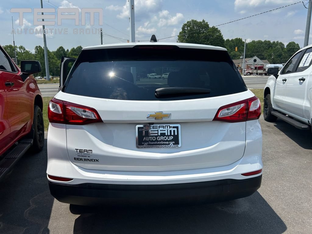 Used 2021 Chevrolet Equinox LS w/ LS Convenience Package FWD image 26