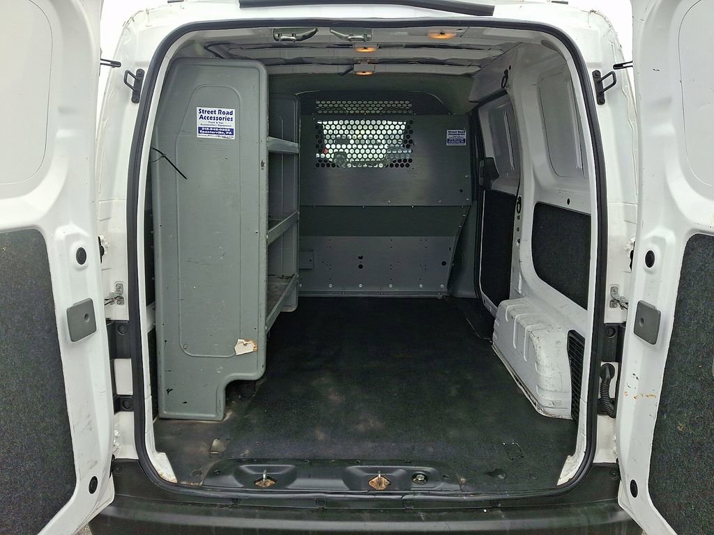 Used 2020 Nissan NV200 S FWD image 26
