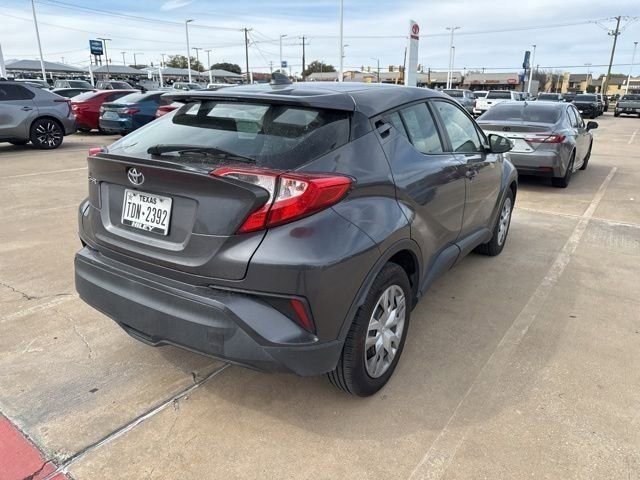 Used 2021 Toyota C-HR LE image 8
