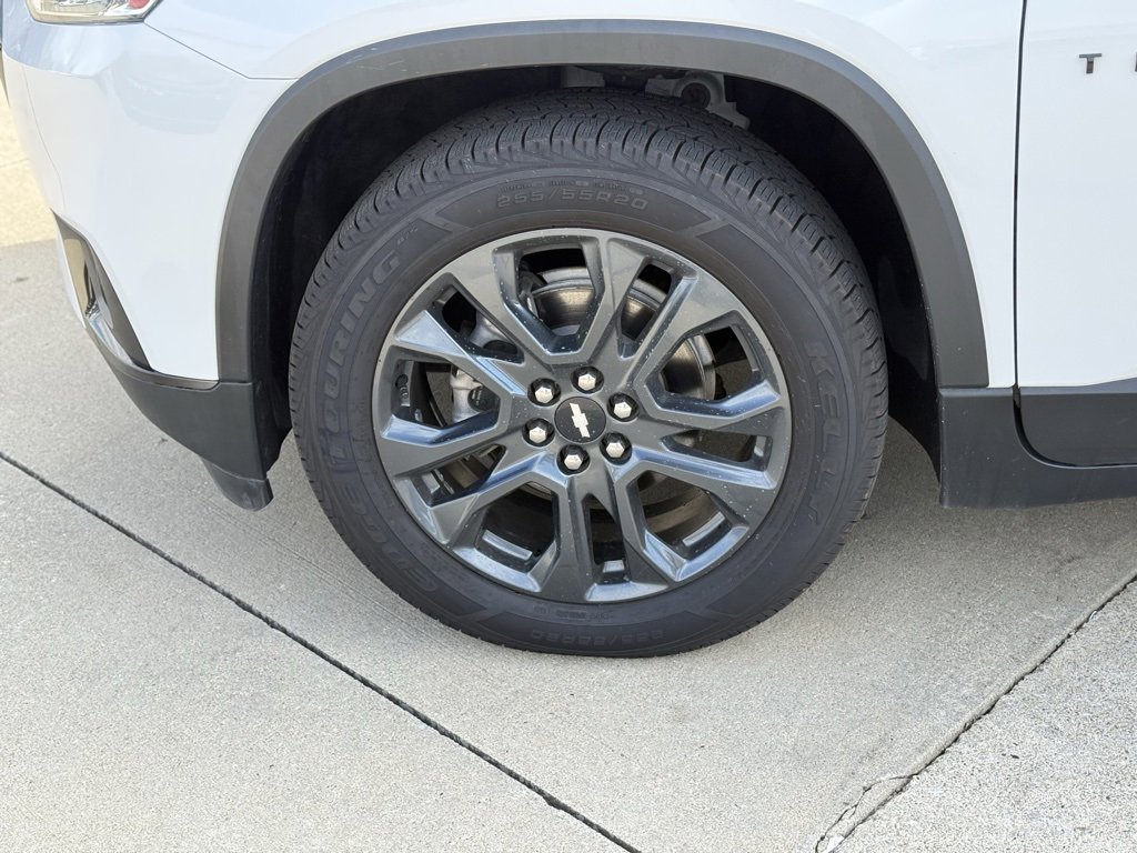 Used 2021 Chevrolet Traverse RS image 12