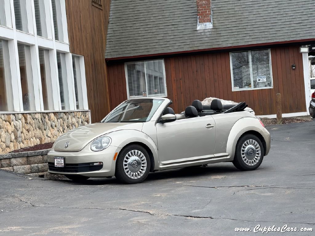 Used 2015 Volkswagen Beetle 1.8T FWD image 2