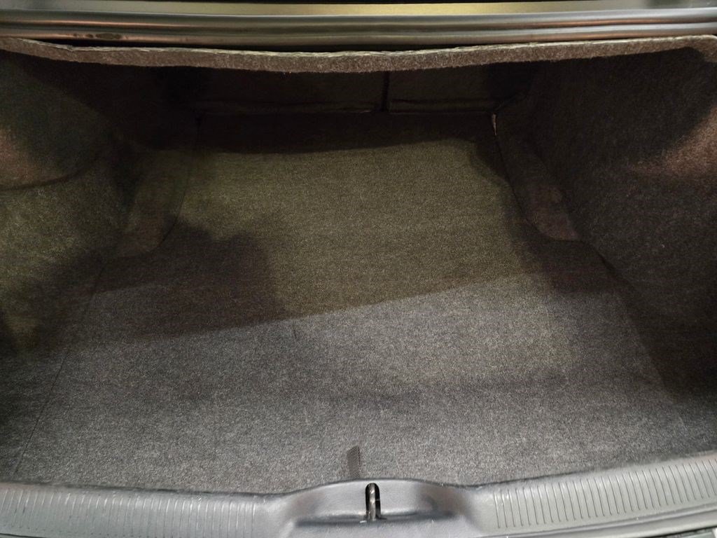 Used 2022 Dodge Charger SXT RWD image 36