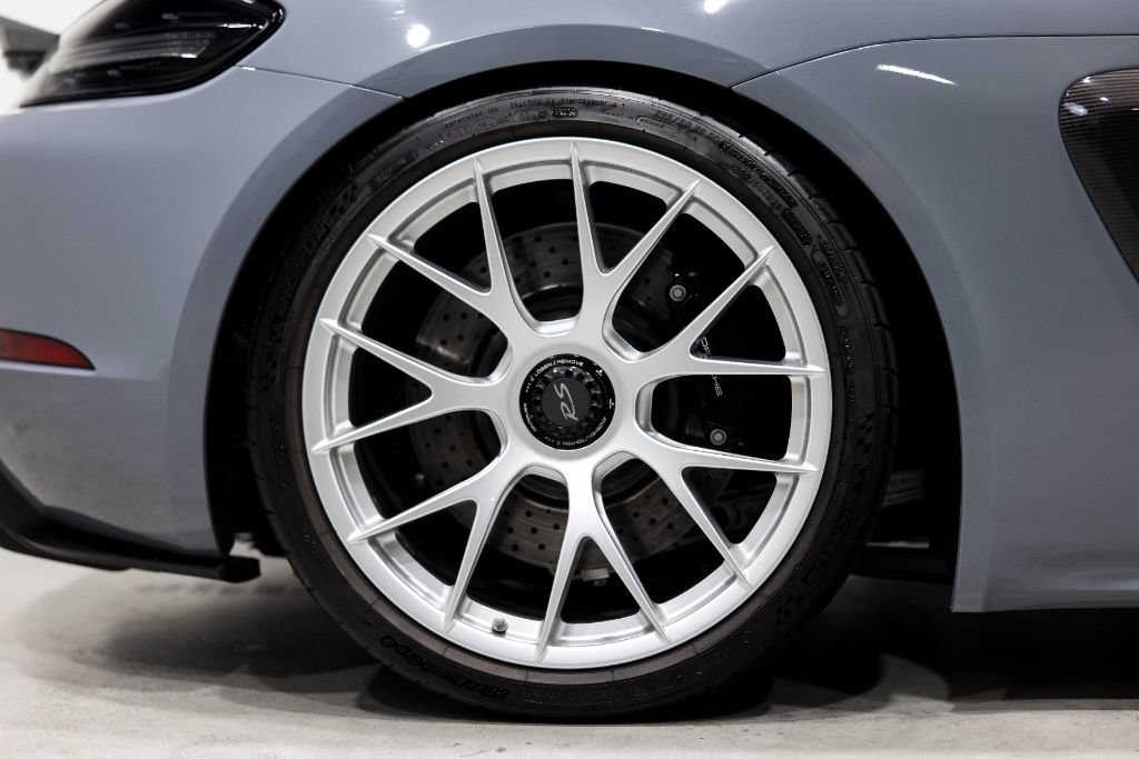 Used 2023 Porsche 718 Cayman GT4 RS RWD image 32