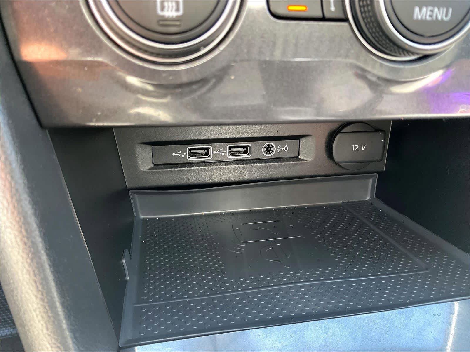 Used 2020 Volkswagen Tiguan SE AWD/4WD image 28
