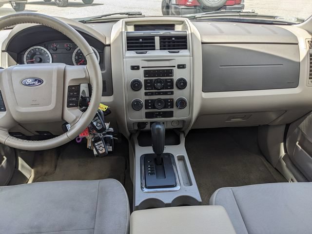 Used 2011 Ford Escape XLT FWD image 16