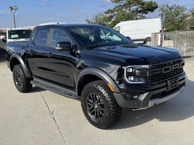 Used 2025 Ford Ranger Raptor AWD/4WD image 3