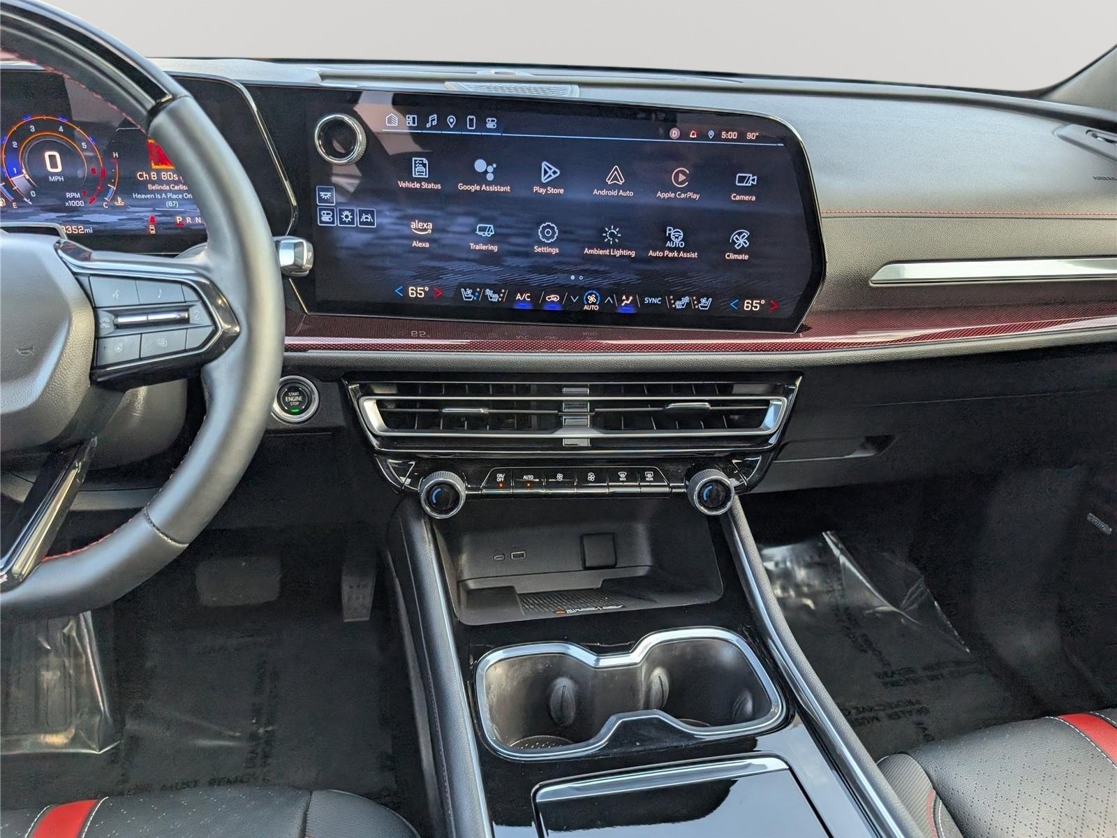 Used 2024 Chevrolet Traverse RS w/ LPO, Floor Liner Package AWD/4WD image 22