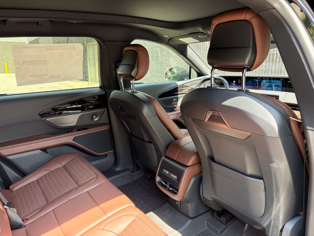 New 2026 Lincoln Nautilus Reserve w/ Jet Appearance Package AWD/4WD image 27