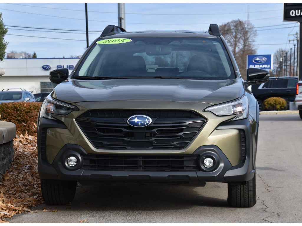 Certified 2025 Subaru Outback Onyx Edition image 9