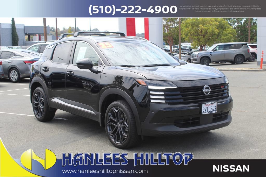 Certified 2025 Nissan Kicks SR FWD image 5