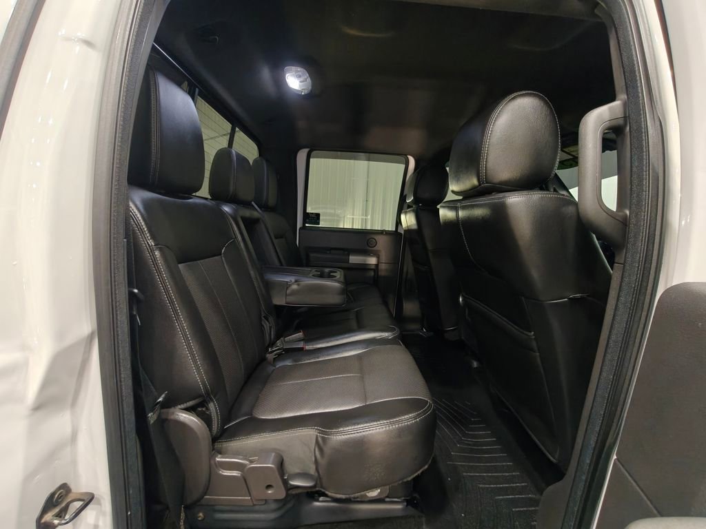 Used 2015 Ford F250 Lariat w/ Chrome Package image 31