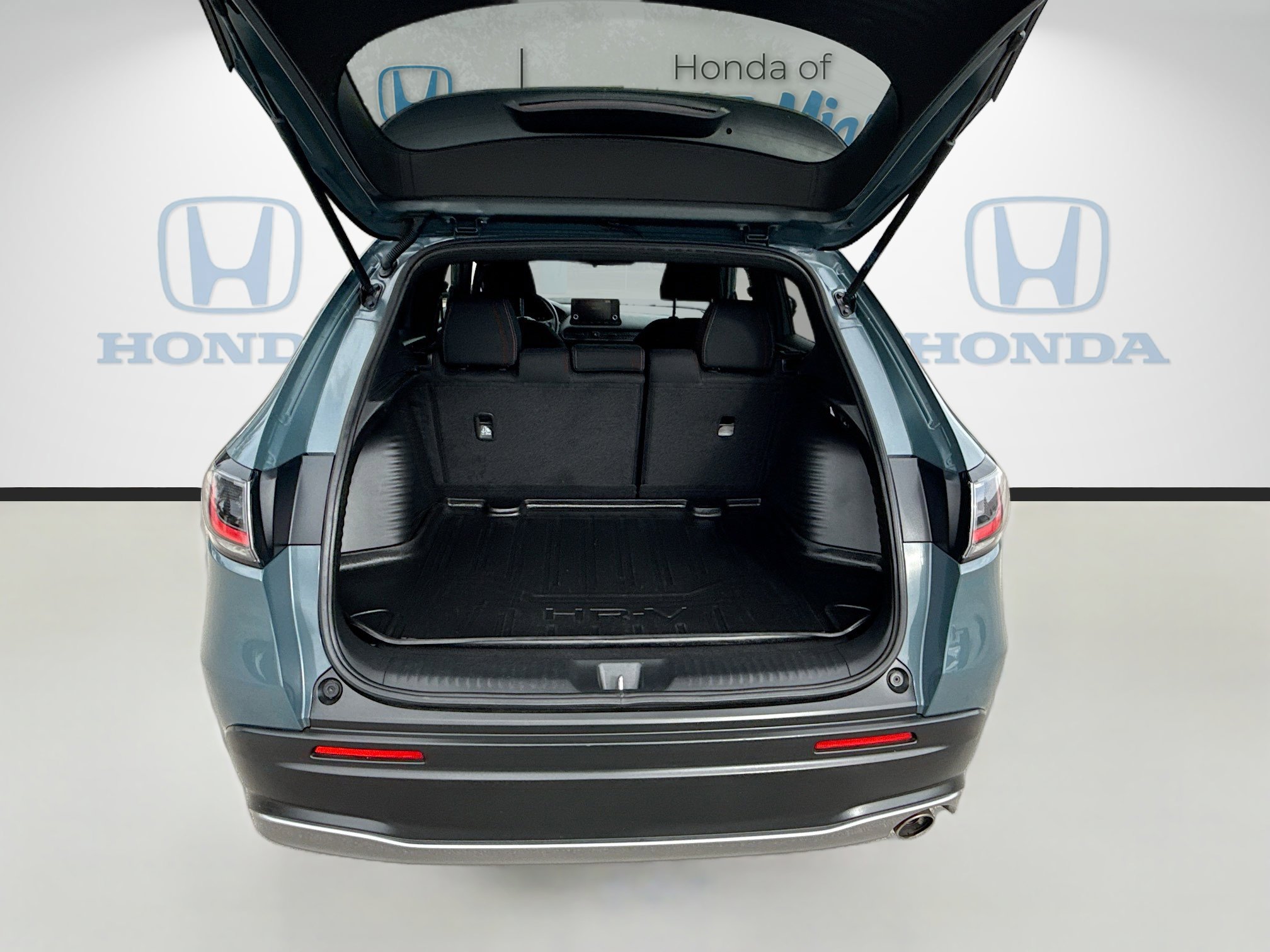 Used 2023 Honda HR-V Sport image 25