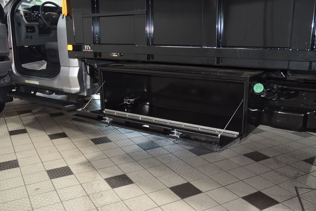Used 2024 Ford F600 4x4 Regular Cab Super Duty w/ XLT Value Package image 36