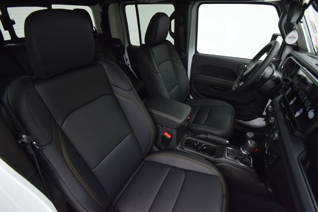 New 2026 Jeep Gladiator Sport AWD/4WD image 18