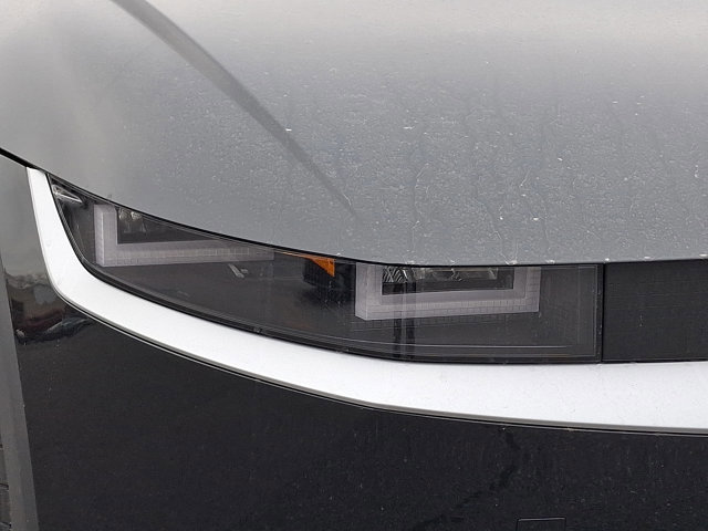 Certified 2024 Hyundai Ioniq 5 SEL image 9