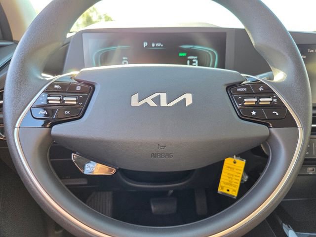 Used 2025 Kia Niro LX image 26