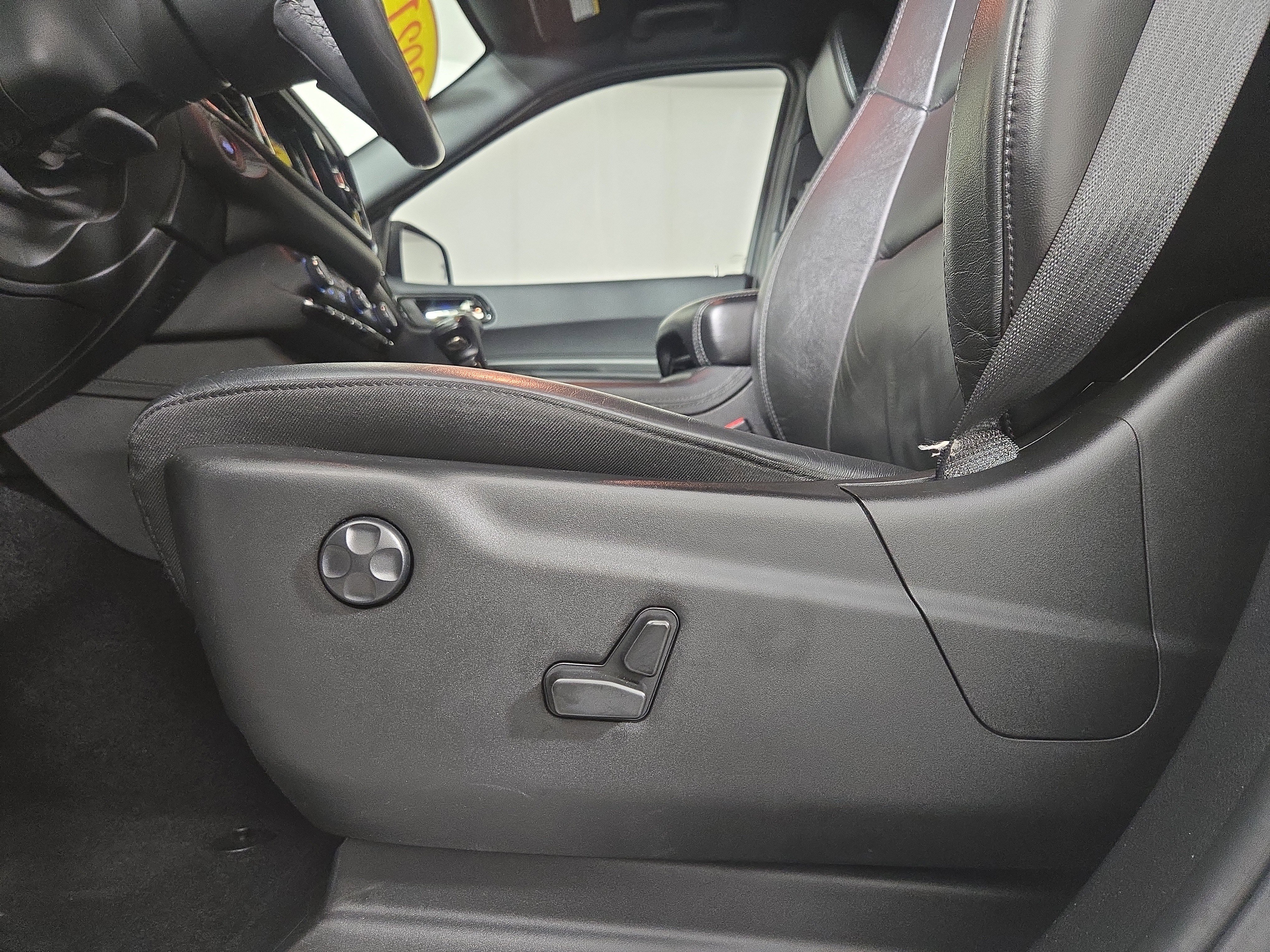 Used 2021 Dodge Durango GT AWD/4WD image 32