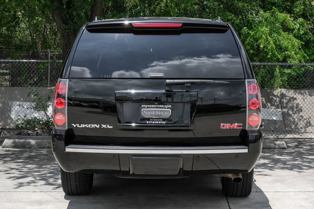 Used 2013 GMC Yukon XL Denali AWD/4WD image 19