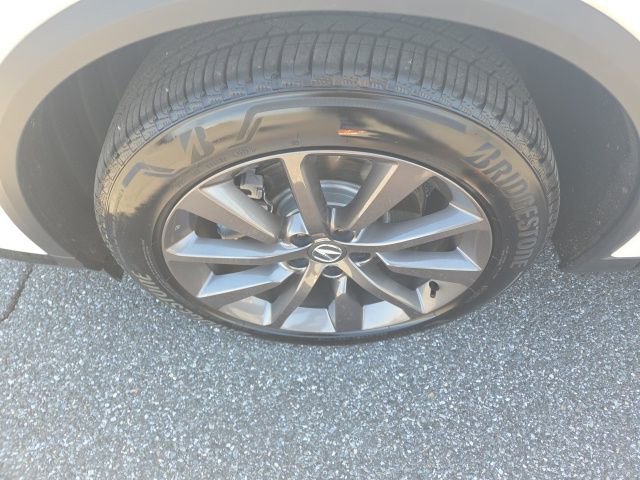 Used 2025 Acura MDX A-Spec image 13