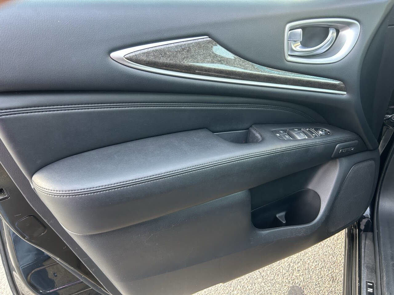 Used 2013 INFINITI JX35 AWD w/ Premium Pkg image 47