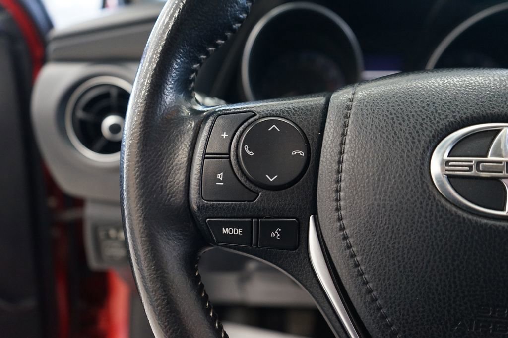 Used 2016 Scion iM image 28