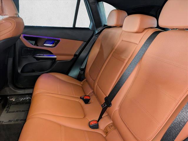 Certified 2025 Mercedes-Benz GLC 300 4MATIC image 17