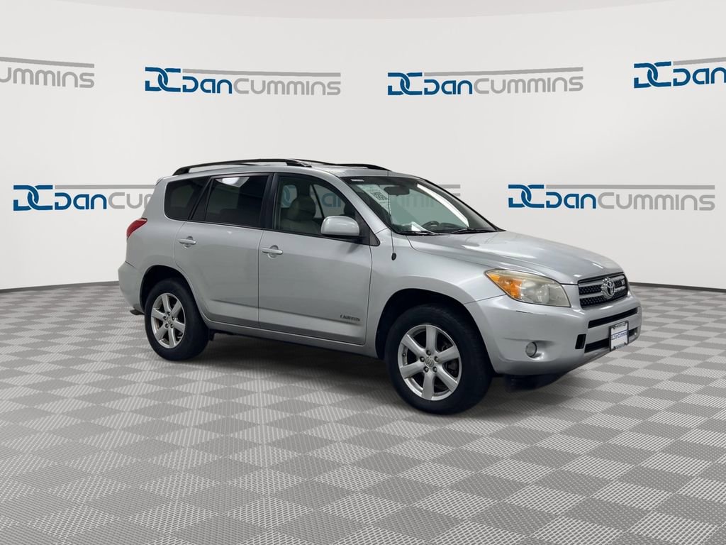 Used 2007 Toyota RAV4 Limited AWD/4WD image 2