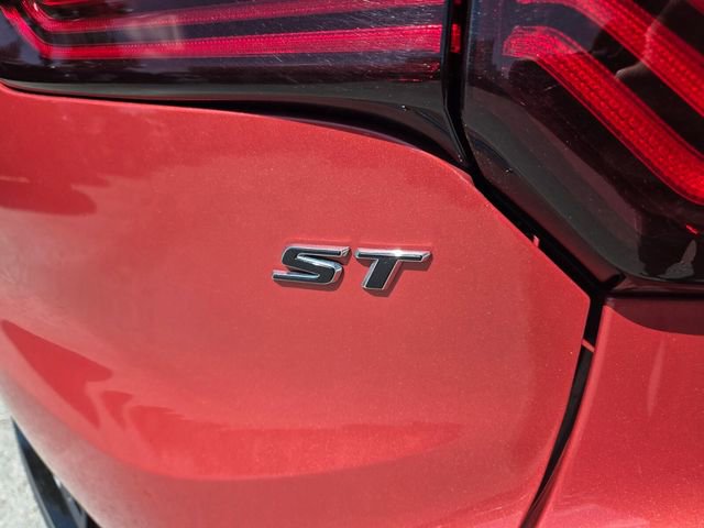 Used 2024 Buick Encore GX Sport Touring image 12