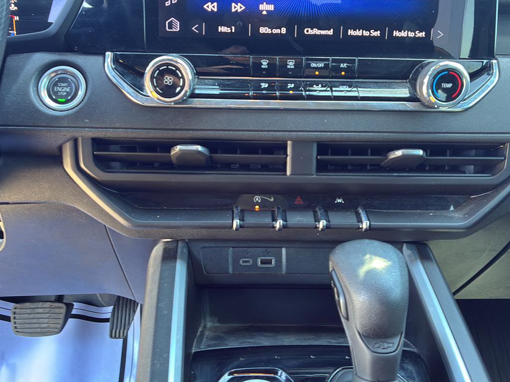 Used 2023 Chevrolet Colorado Trail Boss w/ Technology Package AWD/4WD image 31