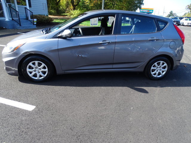 Used 2014 Hyundai Accent GS FWD image 14