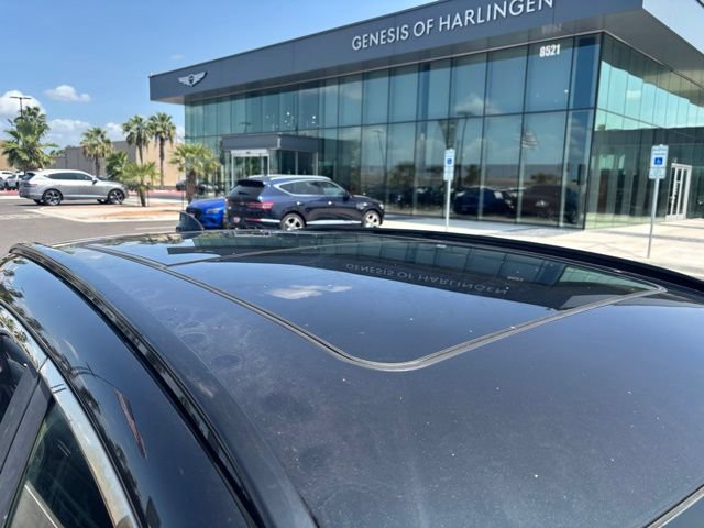 Used 2022 Genesis GV70 3.5T Sport w/ Sport Prestige Package AWD/4WD image 7