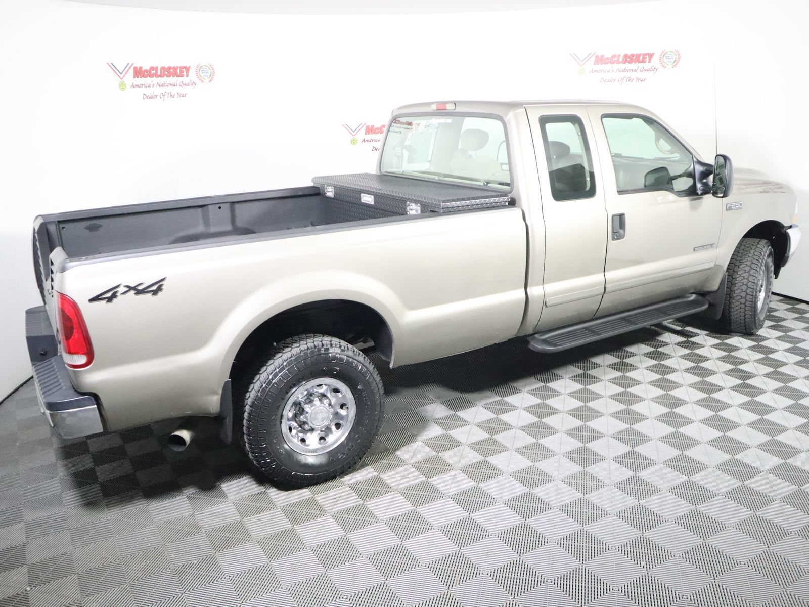 Used 2002 Ford F250 XLT AWD/4WD image 4
