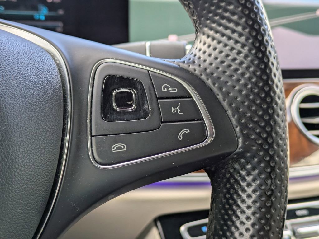 Used 2017 Mercedes-Benz E 300 image 26