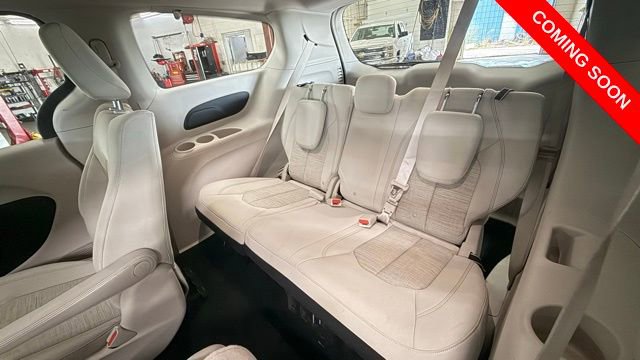 Used 2018 Chrysler Pacifica Touring Plus image 25