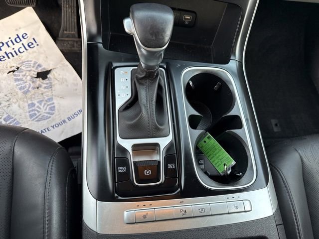 Used 2023 Kia Carnival LX image 29